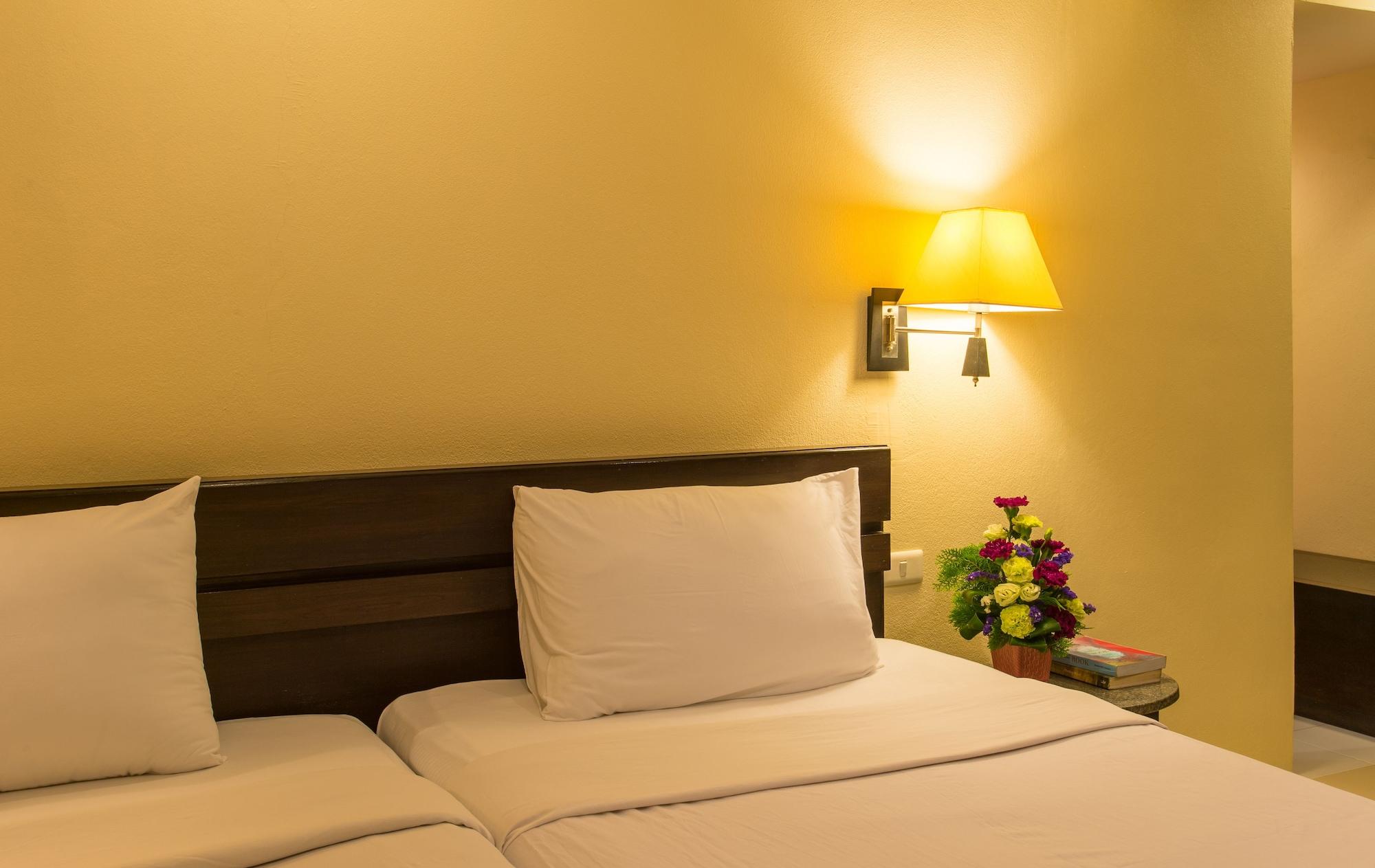 Krabi City Seaview Hotel Extérieur photo