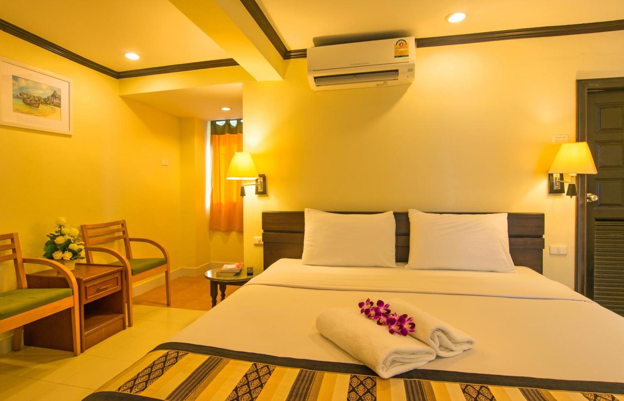 Krabi City Seaview Hotel Extérieur photo