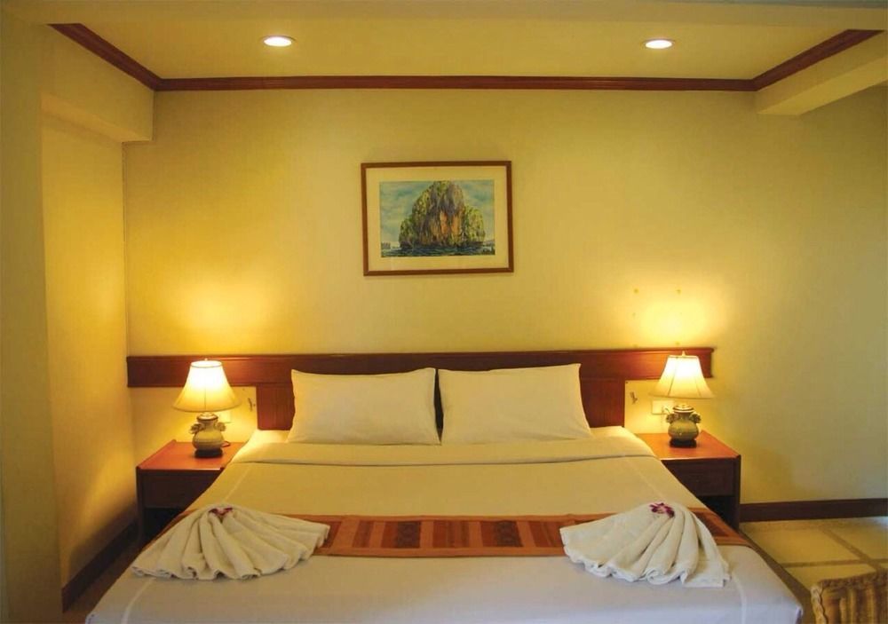 Krabi City Seaview Hotel Extérieur photo